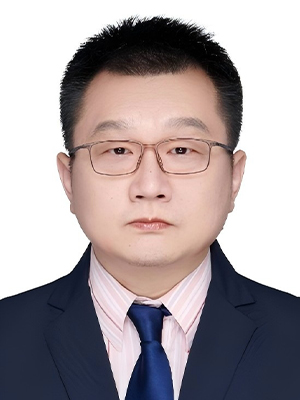 李英杰